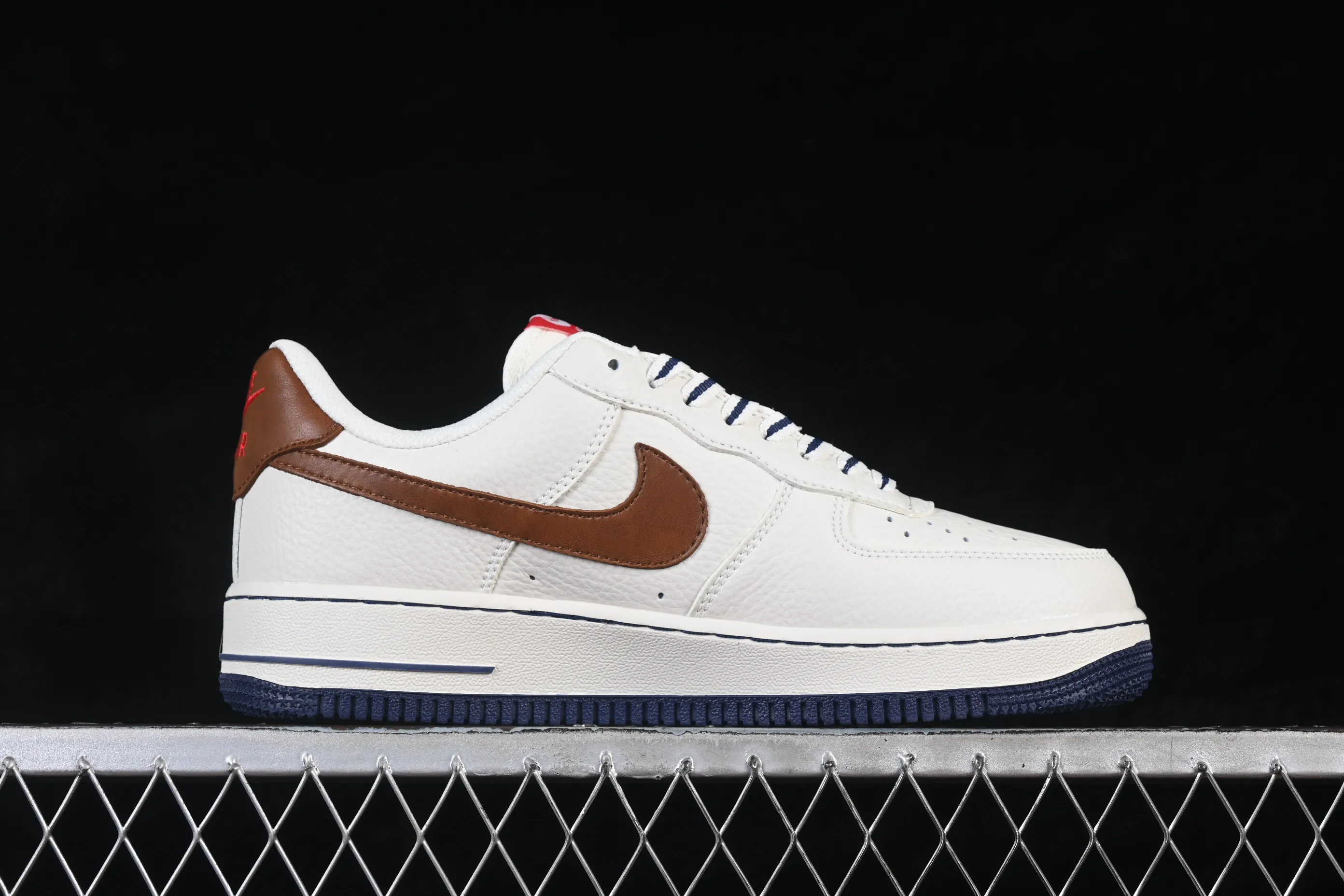 All categories Nk Air Force 1 Air Force series Nk Air Force 1 Low Air Force low-top Nike Air Force 1'07 Low Milky white brown red Air Force 1 low-top casual sneakers NH0601-541